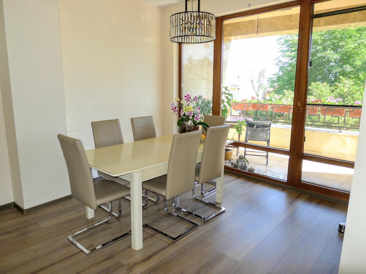 Sea Garden Lux Apartment Varna Exteriér fotografie